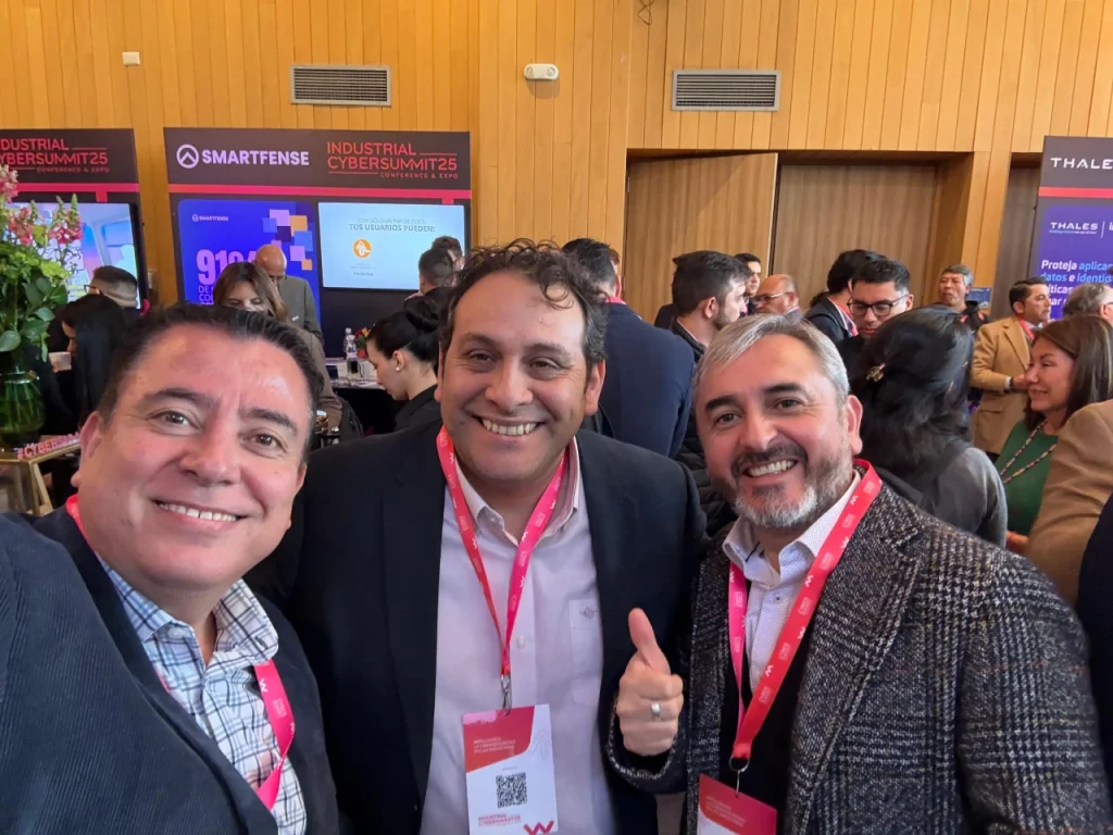 Participación en el Cybersummit 2025.